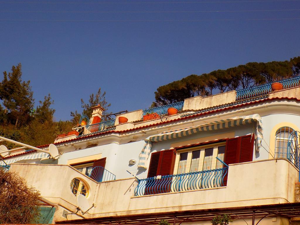 Maison De Fleurs Maiori Exterior photo