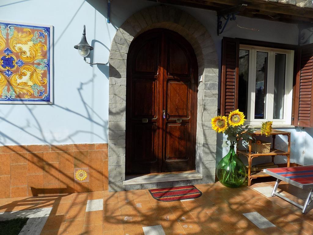 Maison De Fleurs Maiori Exterior photo
